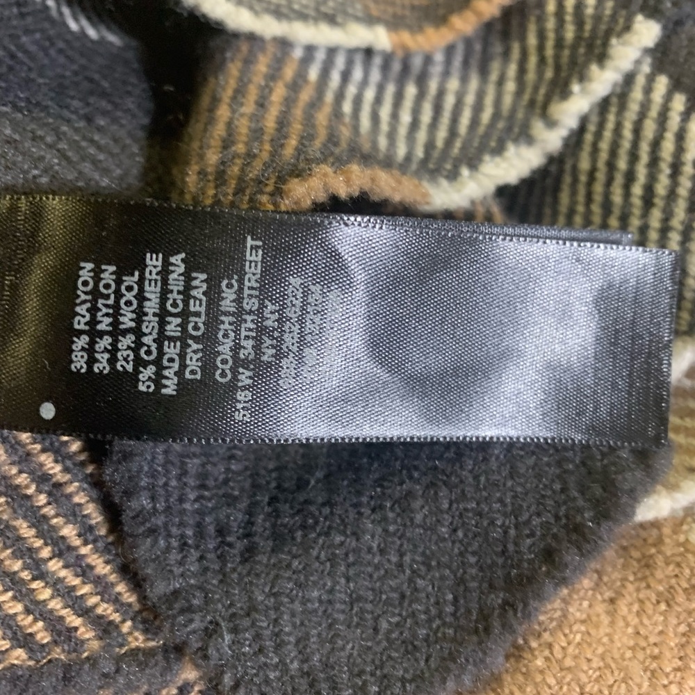 🌷🌷HP 🎉SALE NWT Authentic Coach Scarf - Picture 12 of 13